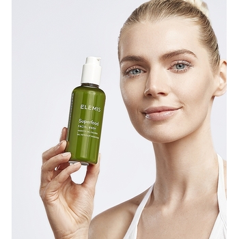 Superfood Facial Wash Cleansing Gél - Osviežujúci čistiaci gél